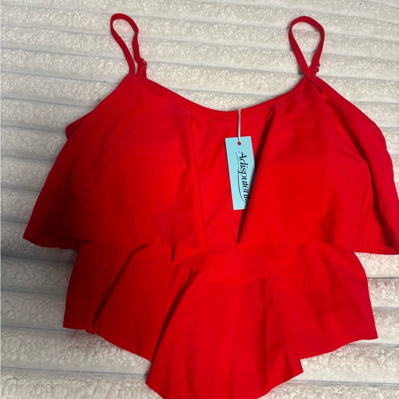 Chic Red Ruffle Bikini Set - Picture 8 of 12